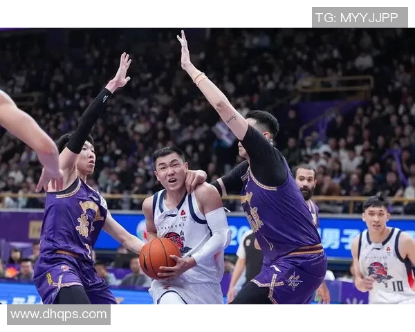 北京控股球员参加慈善赛，用实际行动传递正能量