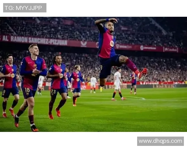 多特蒙德客场大胜巩固德甲前四,稳固欧冠资格位置 多特蒙德客场大胜巩固德甲前四,稳固欧冠资格位置