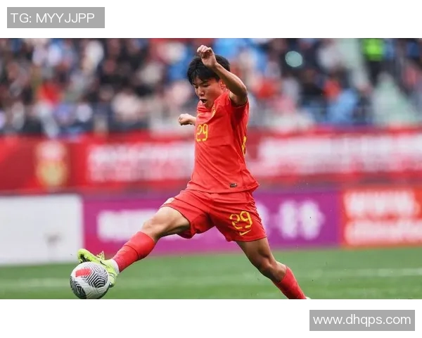 徐彬中场调度助力球队战术升级展现全面控场能力与领导魅力